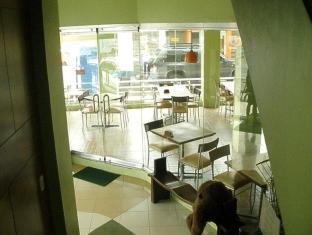 Isabel Suites Laoag Buitenkant foto