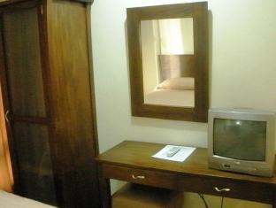 Isabel Suites Laoag Buitenkant foto
